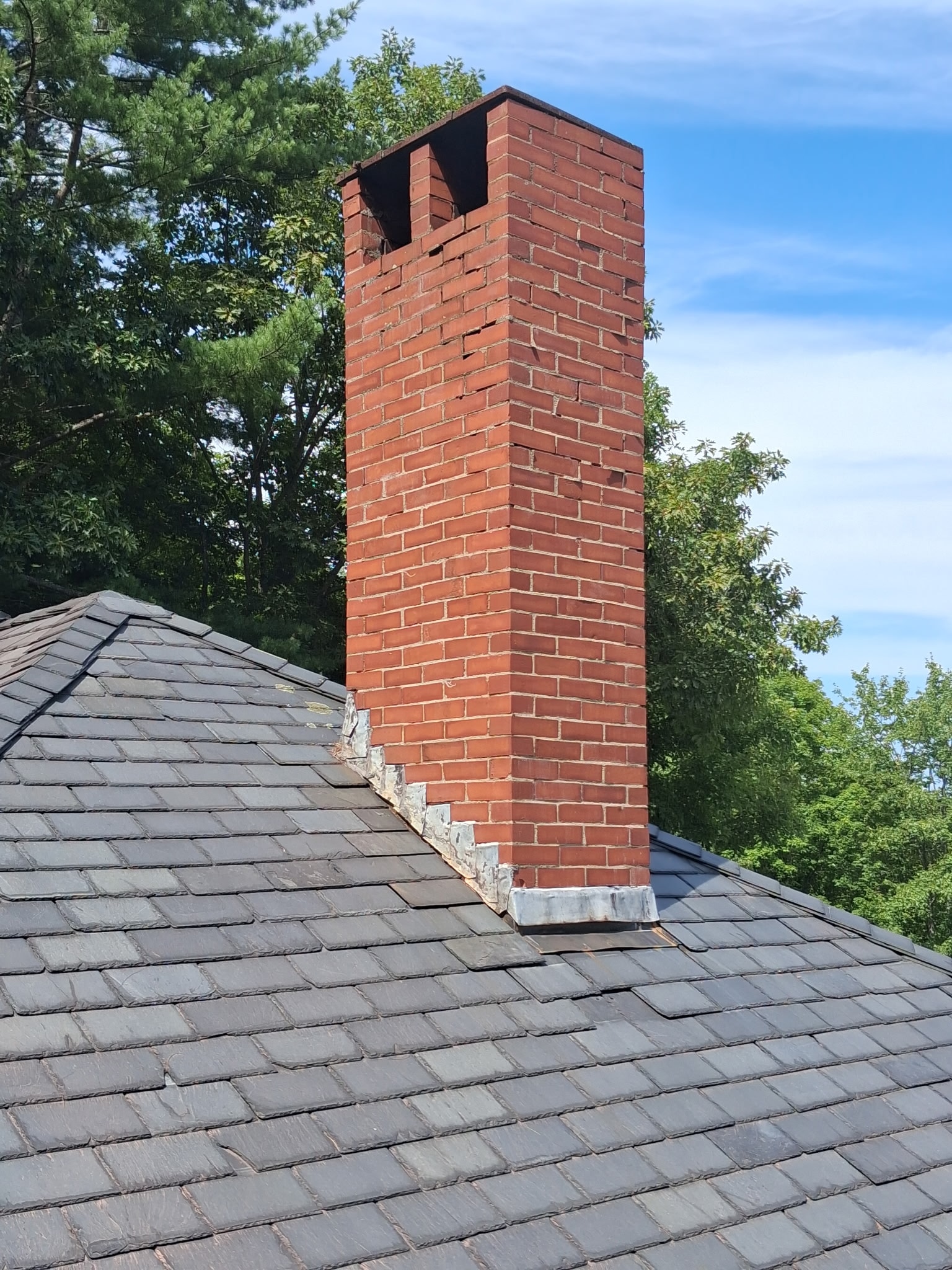 Chimney before restoration — overview of deterioration
